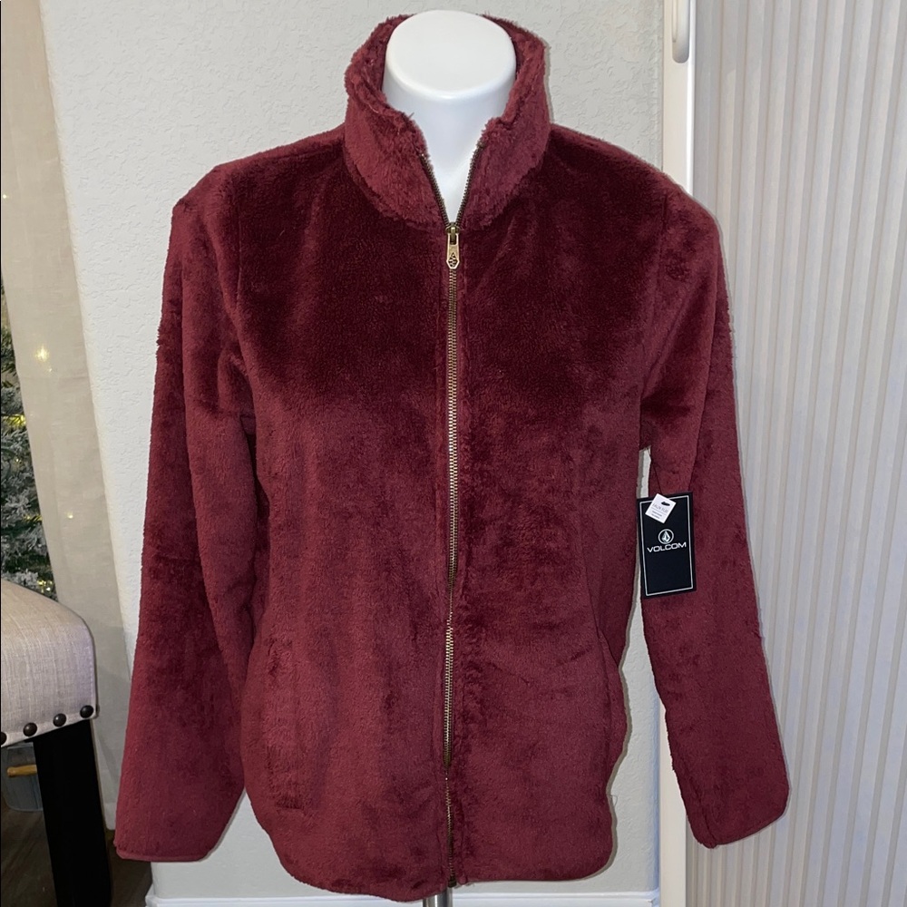 NWT Volcom Women’s XS Maroon Fleece Jacket